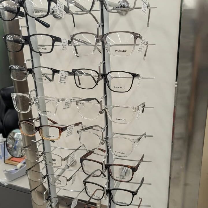 glassesdisplay2